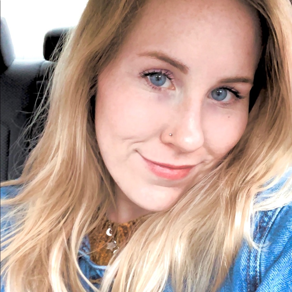 Meet your Posher, Allie